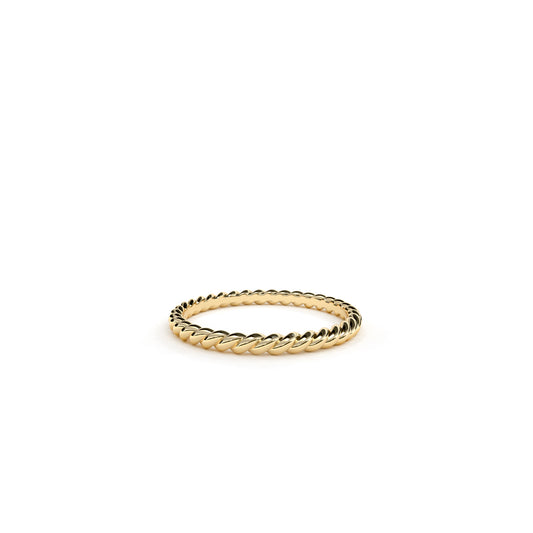 The Twisted Sister ring in 9k yellow gold